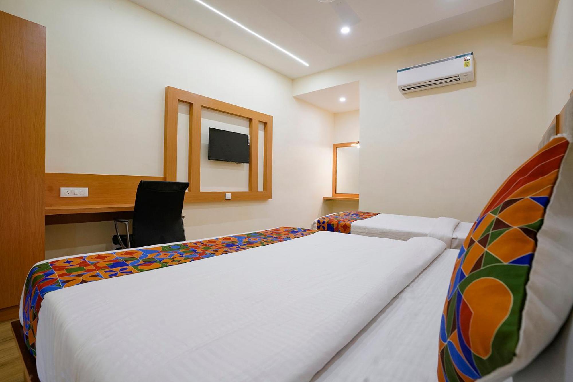 Fabhotel 7 Square - Nr Bkc Βομβάη Εξωτερικό φωτογραφία