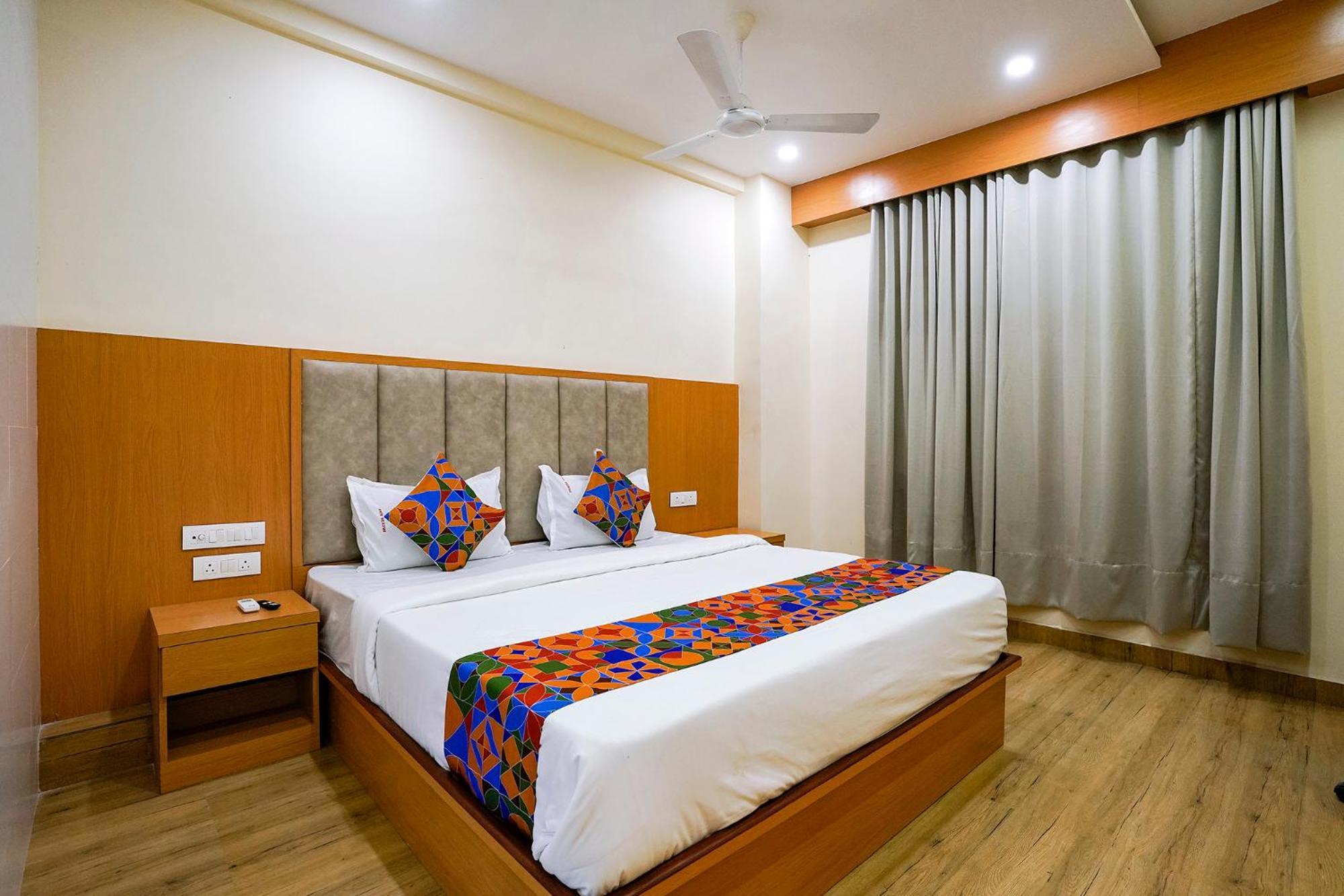 Fabhotel 7 Square - Nr Bkc Βομβάη Εξωτερικό φωτογραφία