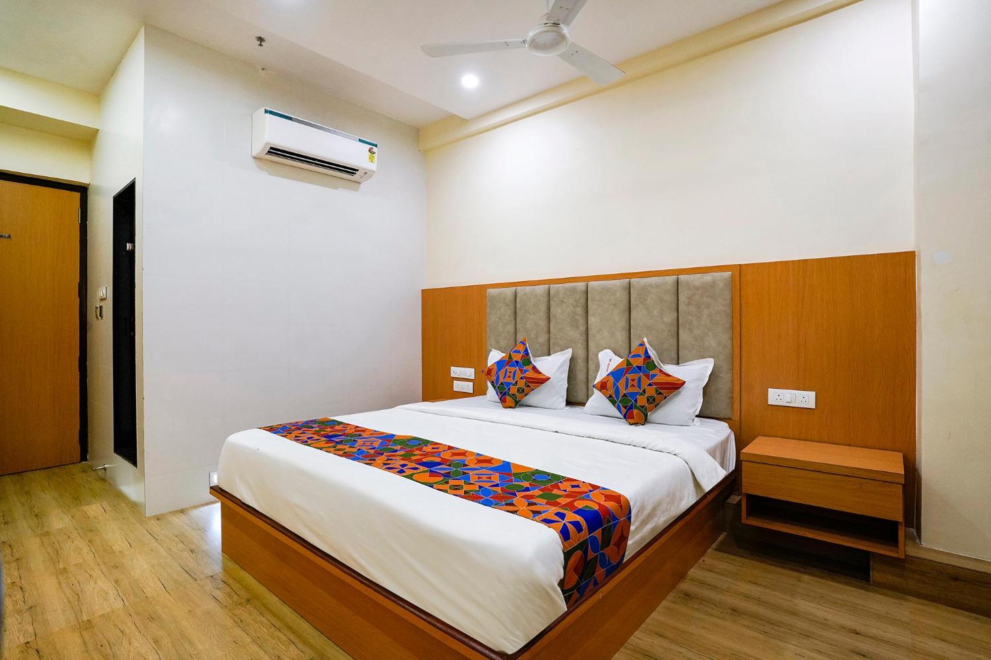 Fabhotel 7 Square - Nr Bkc Βομβάη Εξωτερικό φωτογραφία